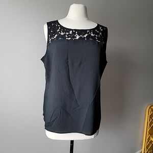 Avenue Elegant Black Lace Top